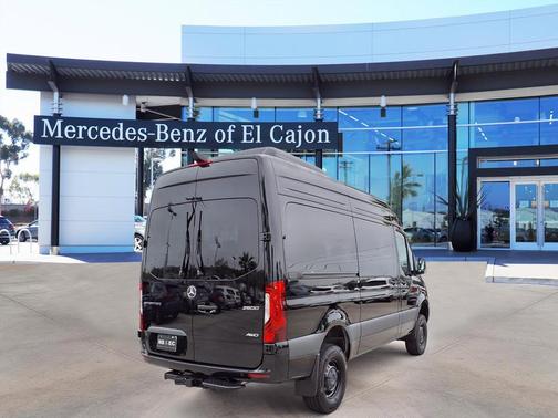 2026 Mercedes-Benz Sprinter 2500 144 WB Standard Roof Passenger