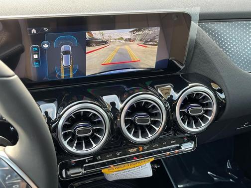 2025 Mercedes-Benz GLA 250 Base 4MATIC