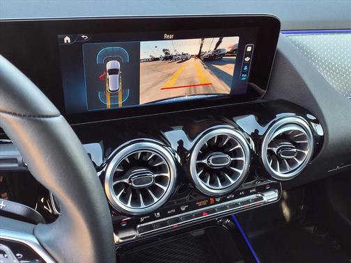 2025 Mercedes-Benz GLA 250 Base 4MATIC