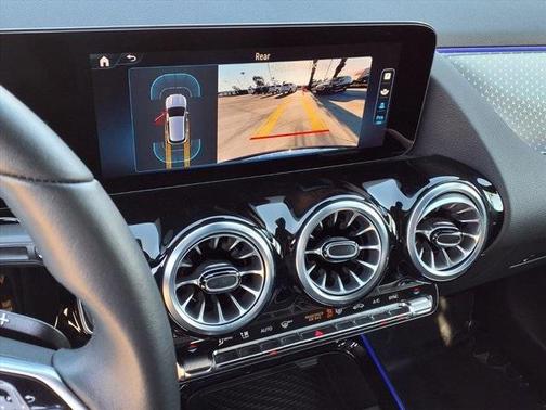 2025 Mercedes-Benz GLA 250 Base 4MATIC