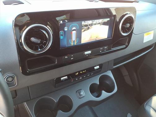 2025 Mercedes-Benz Sprinter 2500 High Roof