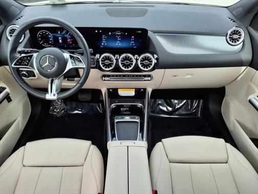 2025 Mercedes-Benz GLA 250 Base 4MATIC