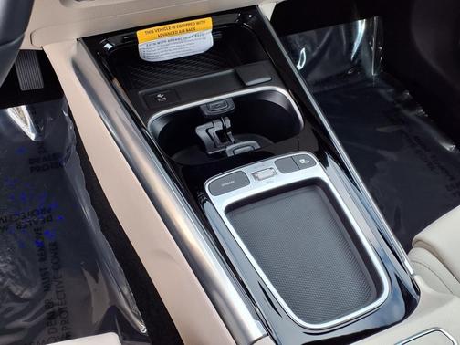 2025 Mercedes-Benz GLA 250 Base 4MATIC