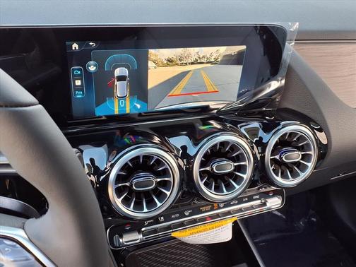 2026 Mercedes-Benz GLA 250 Base