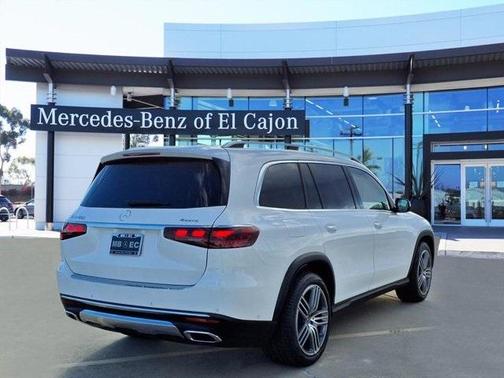 2025 Mercedes-Benz GLS 450 4MATIC