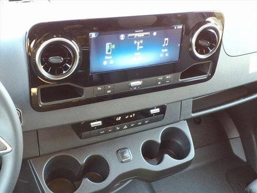 2026 Mercedes-Benz Sprinter 2500 Standard Roof