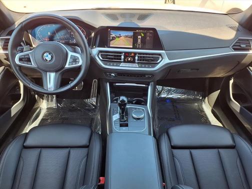 2022 BMW 330 i