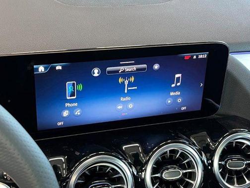 2025 Mercedes-Benz AMG GLA 35 Base