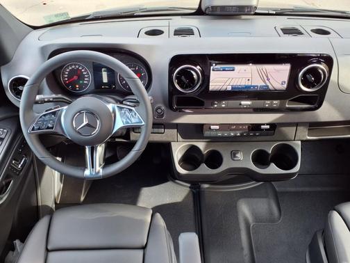 2025 Mercedes-Benz Sprinter 2500 144 WB
