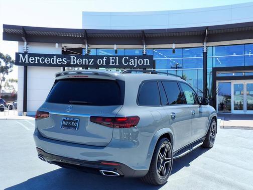 2026 Mercedes-Benz GLS 450 4MATIC