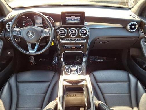 2017 Mercedes-Benz GLC 300 Base