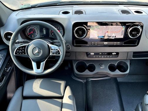 2024 Mercedes-Benz Sprinter 2500 144 WB