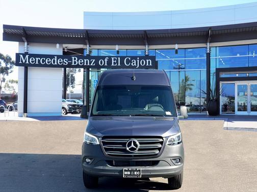 2024 Mercedes-Benz Sprinter 2500 144 WB