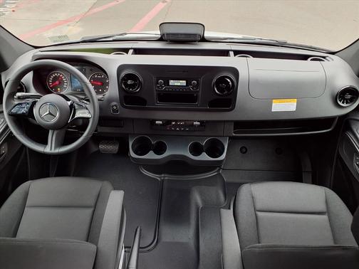 2025 Mercedes-Benz Sprinter 2500 144 WB