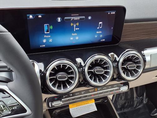 2026 Mercedes-Benz GLB 250 Base