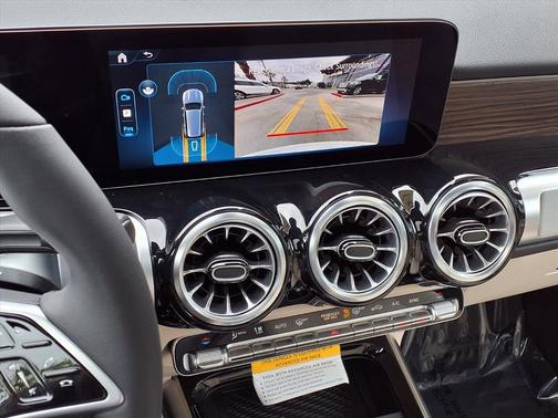 2026 Mercedes-Benz GLB 250 Base