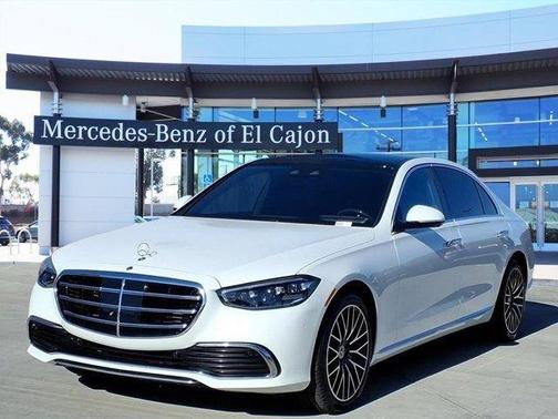 MANUFAKTUR Moonlight White Metallic 2024 Mercedes-Benz S-Class S 580 4MATIC