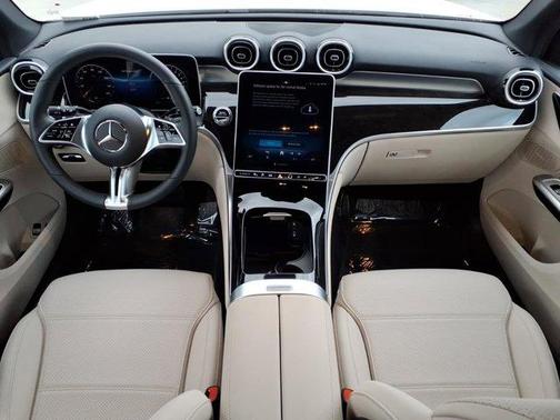 Polar White 2025 Mercedes-Benz GLC 350e Base 4MATIC