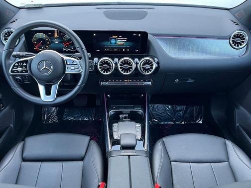 2022 Mercedes-Benz GLA 250 Base 4MATIC