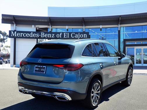 2026 Mercedes-Benz GLC 300 Base