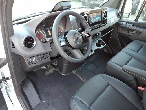 White 2026 Mercedes-Benz Sprinter 2500 170 WB