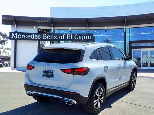 2026 Mercedes-Benz GLA 250 Base