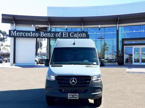 2024 Mercedes-Benz Sprinter 2500 144 WB