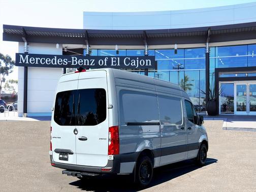 2024 Mercedes-Benz Sprinter 2500 144 WB