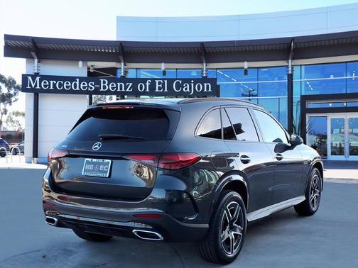 2026 Mercedes-Benz GLC 300 Base