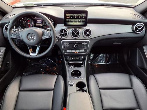 2020 Mercedes-Benz GLA 250 Base