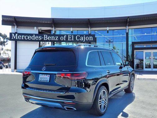 2025 Mercedes-Benz GLS 450 4MATIC