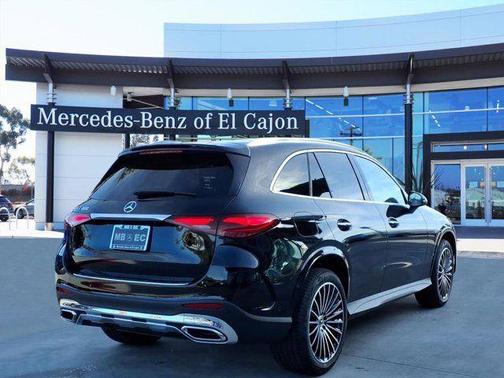 2026 Mercedes-Benz GLC 300 Base