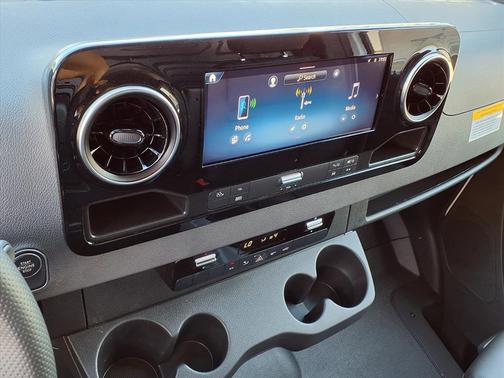 2025 Mercedes-Benz Sprinter 2500 144 WB