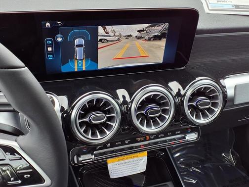 2026 Mercedes-Benz GLB 250 Base