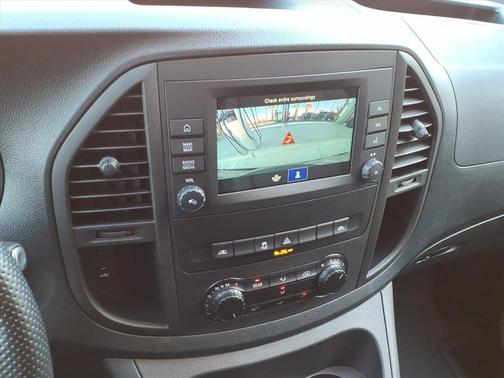 2023 Mercedes-Benz Metris Base