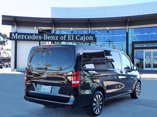 2023 Mercedes-Benz Metris Base