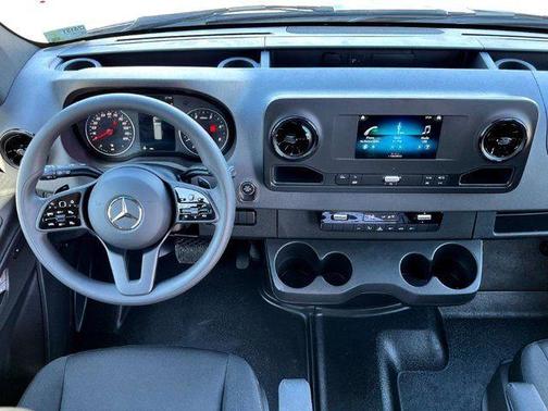 2024 Mercedes-Benz Sprinter 2500 170 WB