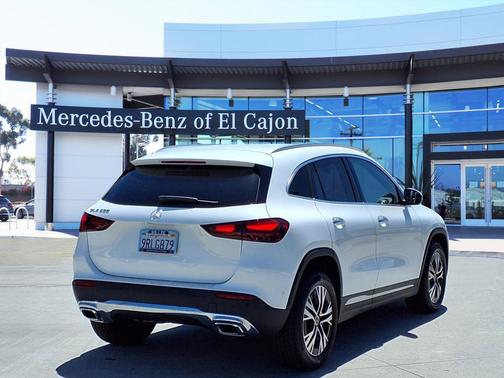 2025 Mercedes-Benz GLA 250