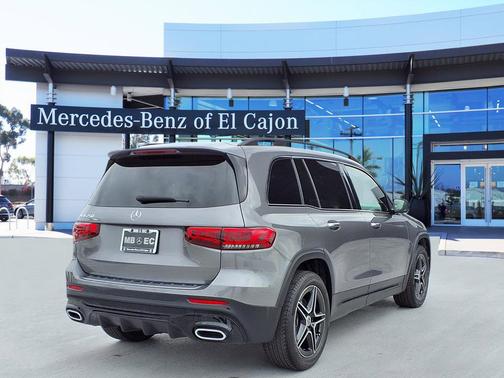 2023 Mercedes-Benz GLB 250 