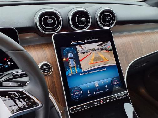 2025 Mercedes-Benz GLC 300 Base