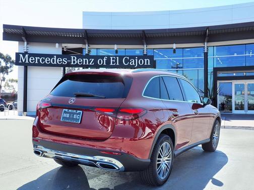 2026 Mercedes-Benz GLC 300 Base