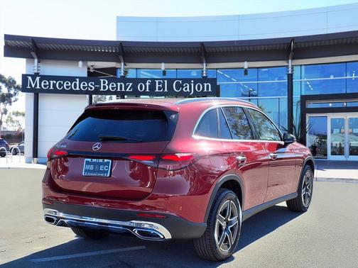 2026 Mercedes-Benz GLC 300 Base