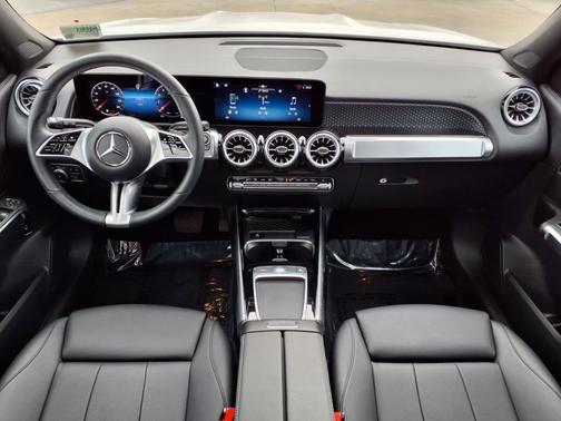 2025 Mercedes-Benz GLB 250 Base
