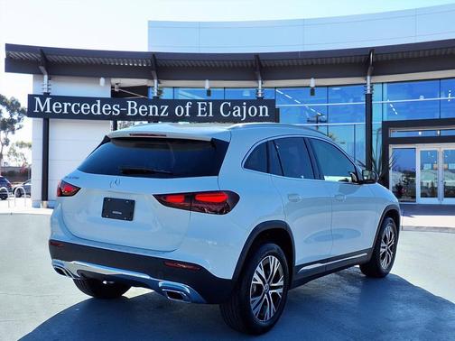 2026 Mercedes-Benz GLA 250 Base