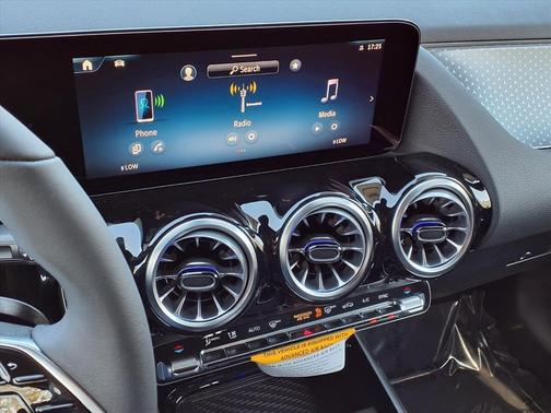 2026 Mercedes-Benz GLA 250 Base