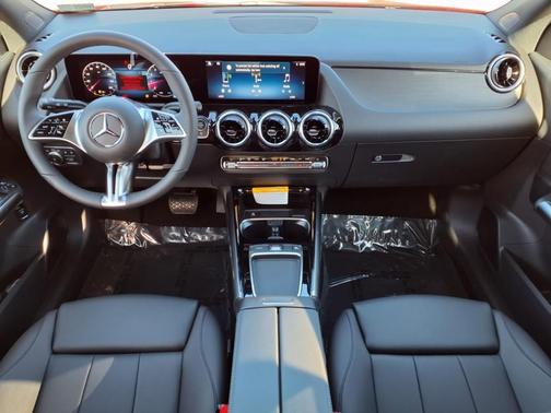 2026 Mercedes-Benz GLA 250 Base 4MATIC