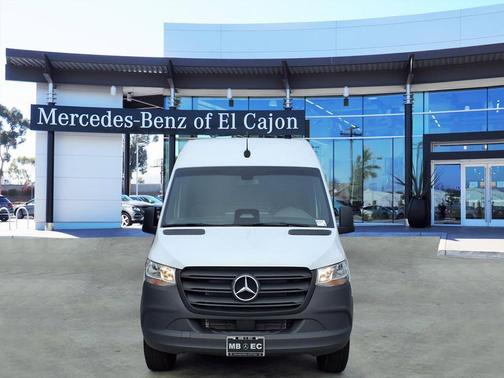 2025 Mercedes-Benz Sprinter 2500 144 WB