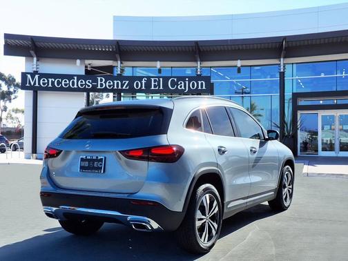 2026 Mercedes-Benz GLA 250 Base