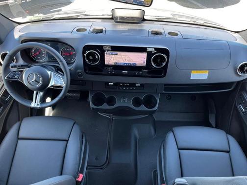 2025 Mercedes-Benz Sprinter 2500 144 WB