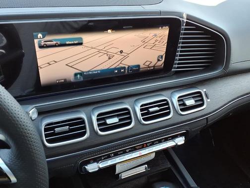 Green 2026 Mercedes-Benz AMG GLS 63 Base